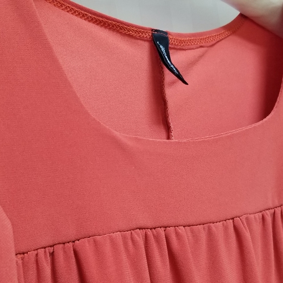 👚JASON MAXWELL CAPPED SLEEVE TOP - Picture 4 of 6